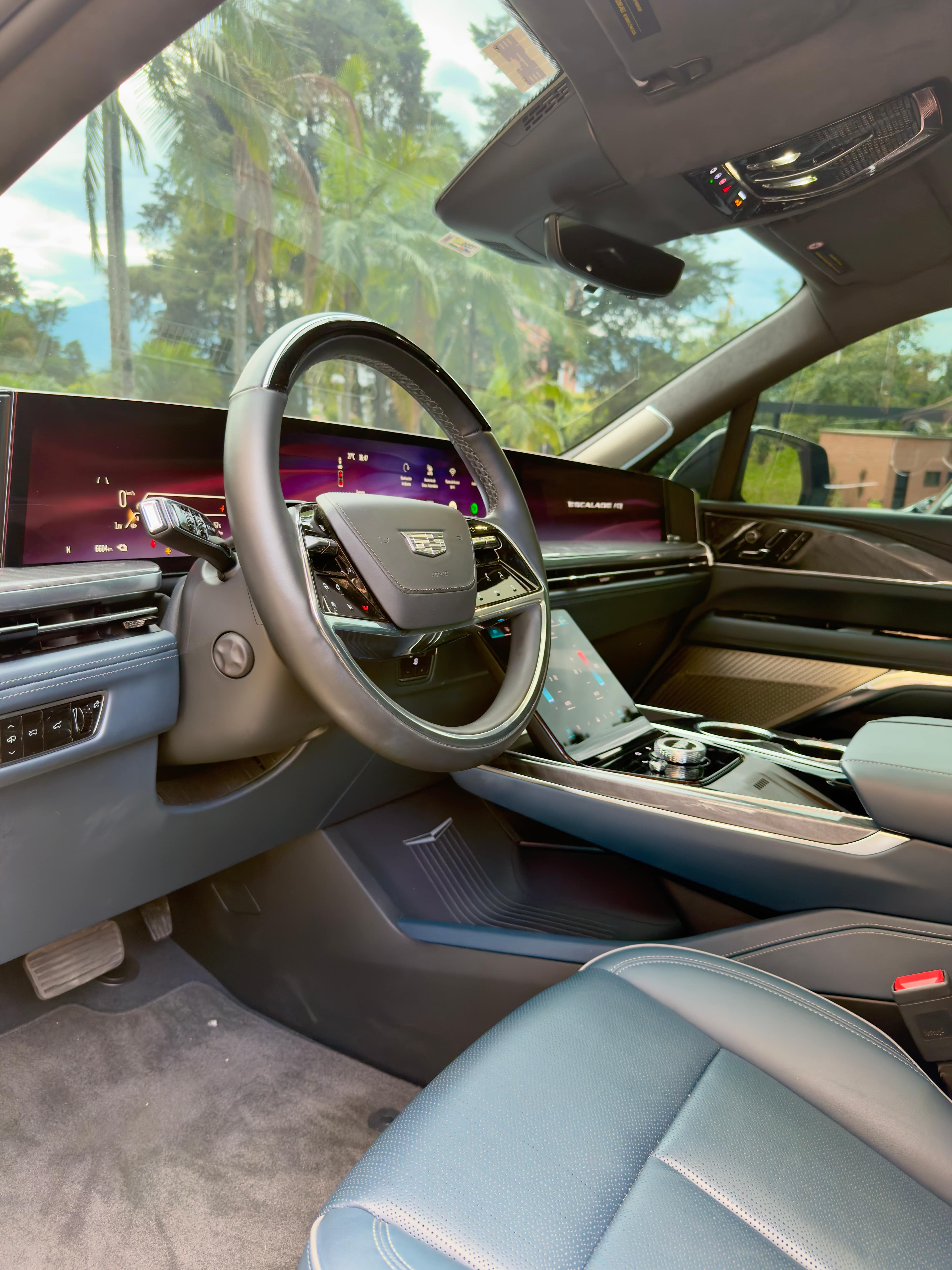 Cadillac Escalade IQ Sport — foto 6 de 7