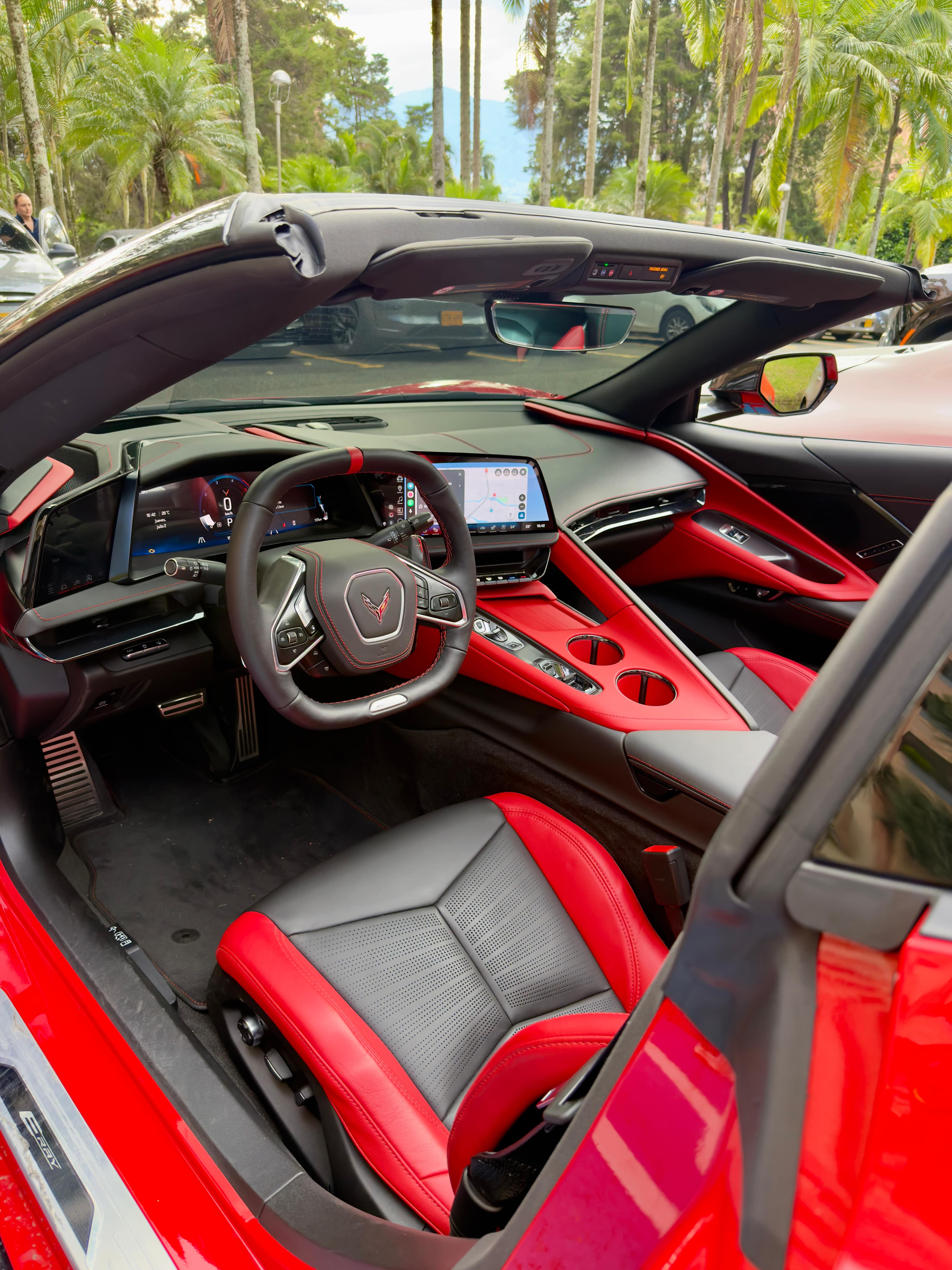 Chevrolet Corvette E-Ray 2LZ Convertible — foto 6 de 7