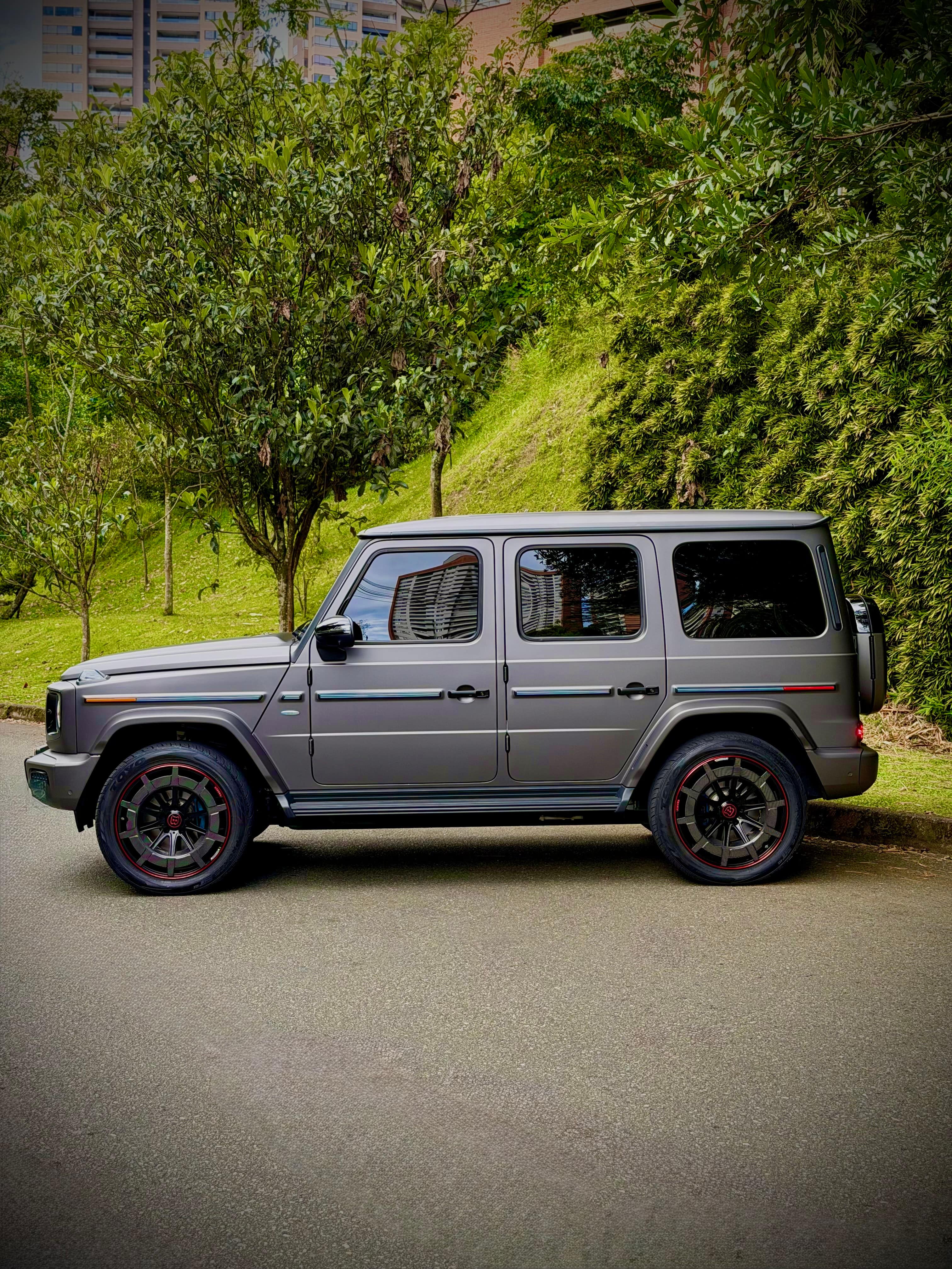 Mercedes-Benz G580 EQ — foto 2 de 7